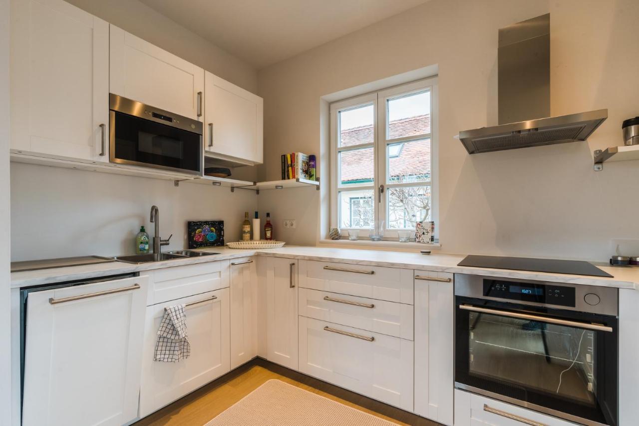 Appartement Himmel & Hoellerl Fuerstenfeld Exterior foto