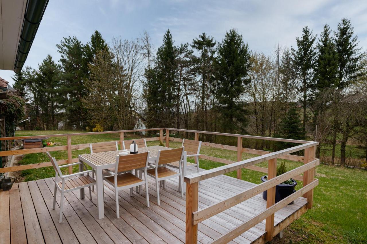 Appartement Himmel & Hoellerl Fuerstenfeld Exterior foto